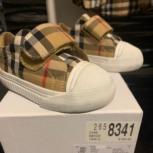 Burberry Baby slightly used Sneakers